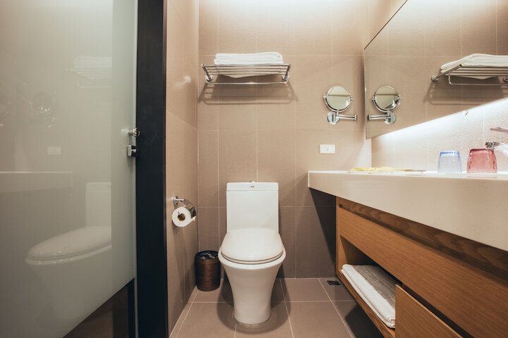Room 155 of 210