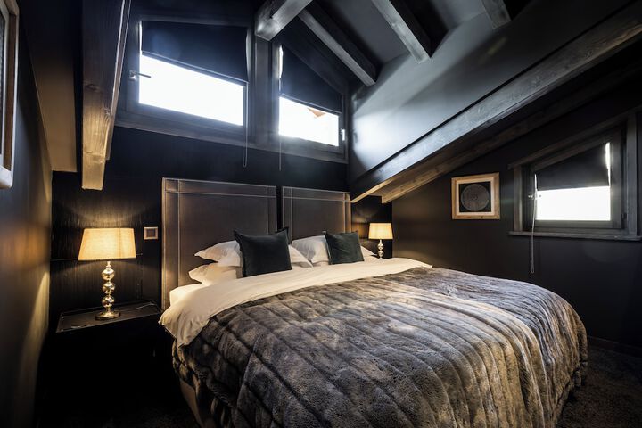 Room 13 of 43