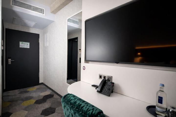 Room 10 of 59