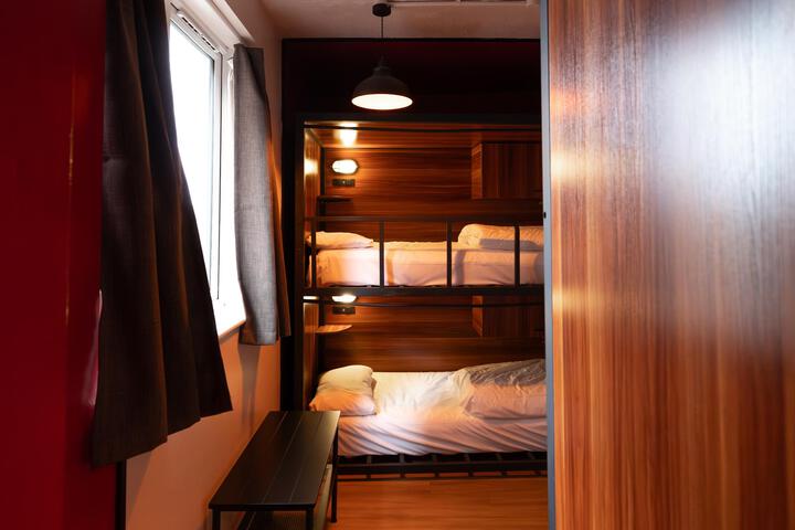 Room 80 of 115