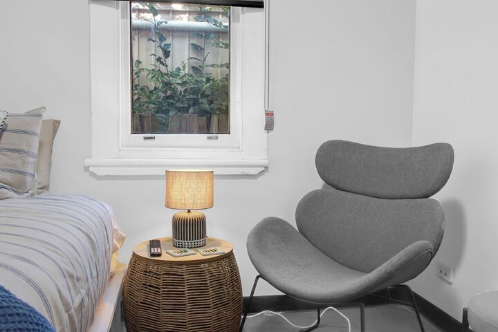 Room 18 of 42