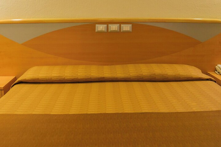 Room 21 of 39