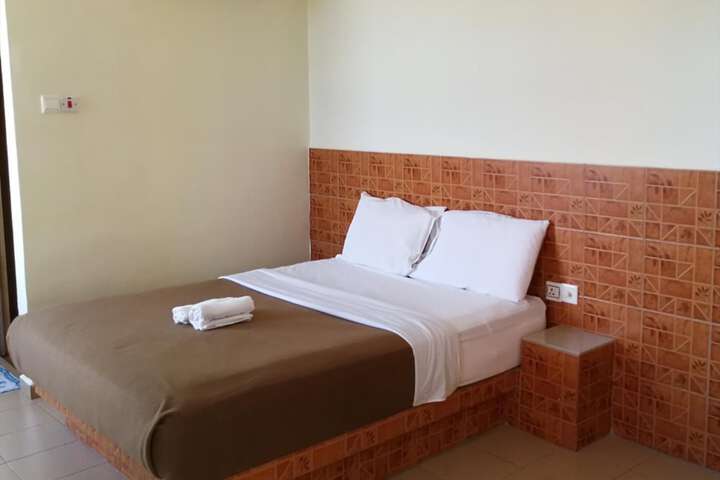 Room 17 of 59