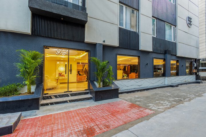 Hotel 56 of 57