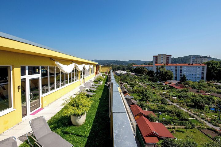 Hotel 50 of 52