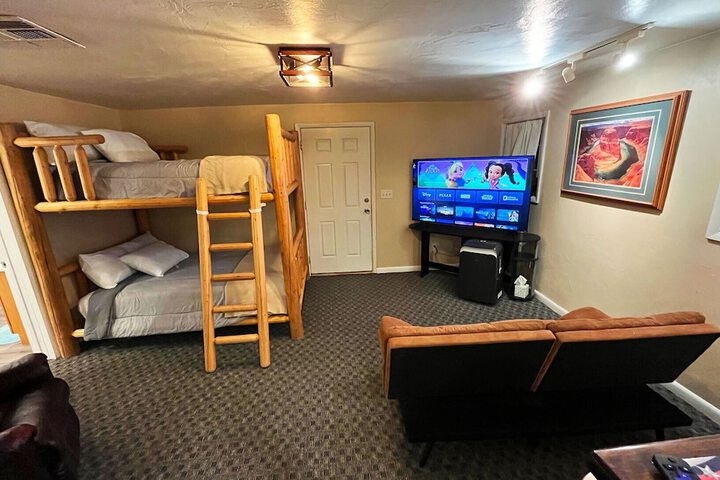Room 13 of 20