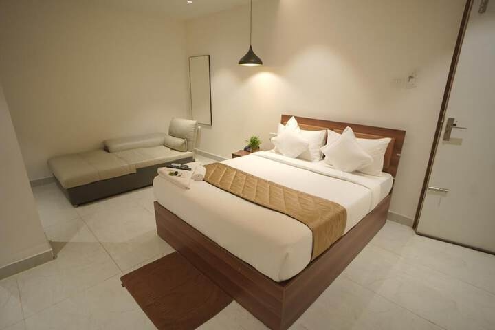 Room 19 of 40