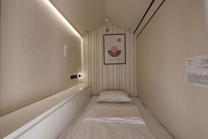 Room 21 of 25