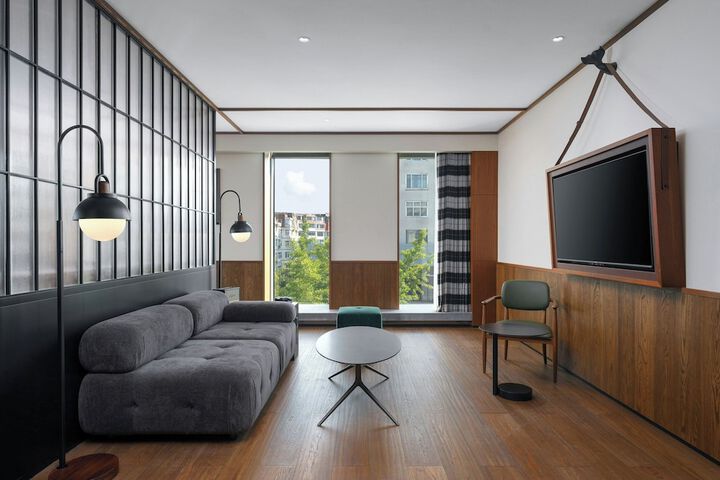 Room 14 of 86