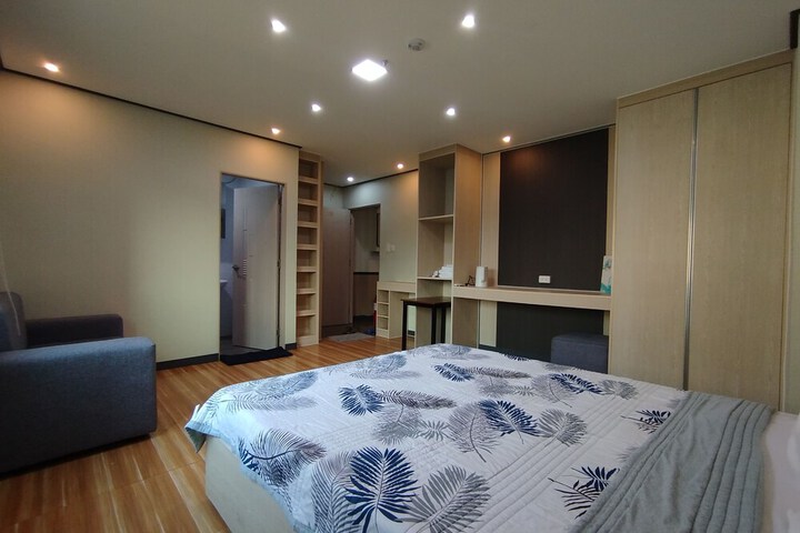 Room 19 of 29
