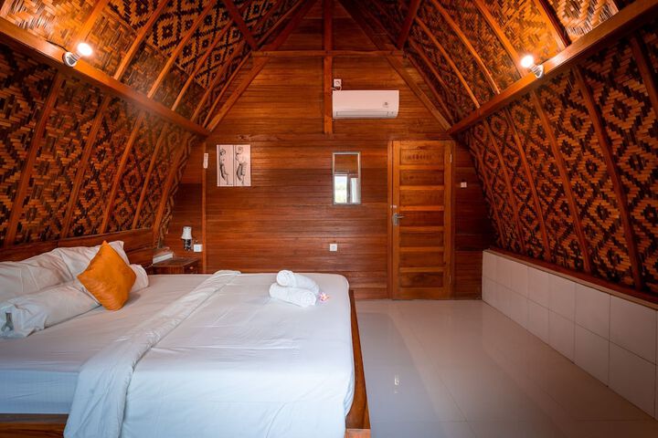 Room 10 of 41