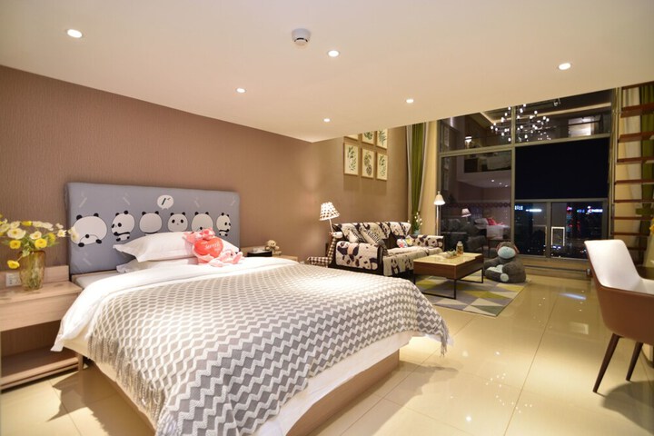Room 5 of 48