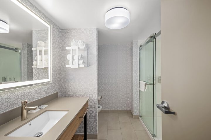 Bathroom shower