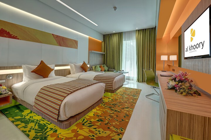 Room 4 of 52