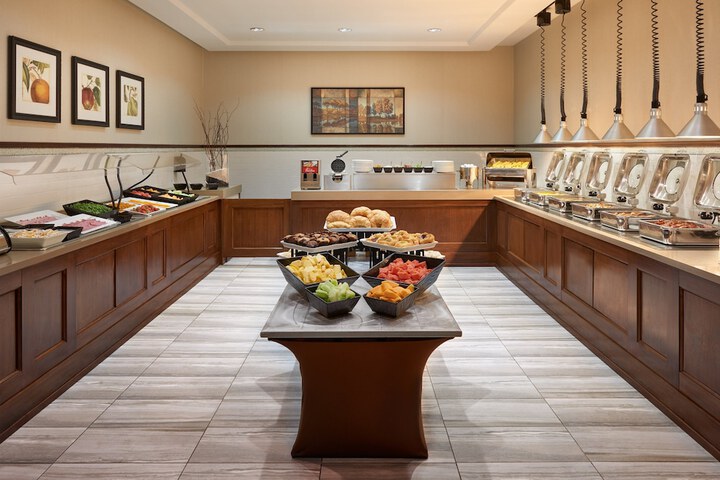 Breakfast/Coffee Service 89 of 129