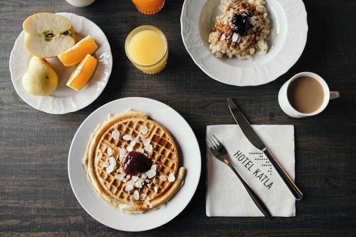 Breakfast/Coffee Service 77 of 101