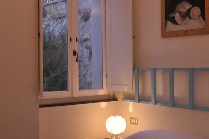 Room 18 of 31