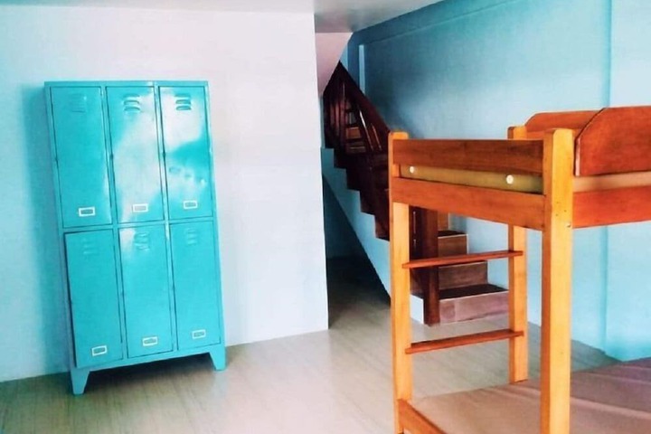 Room 11 of 17