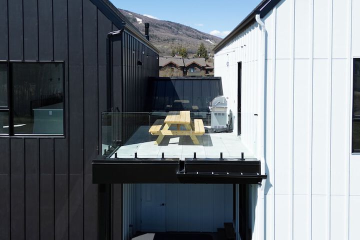 Terrace/Patio 28 of 60