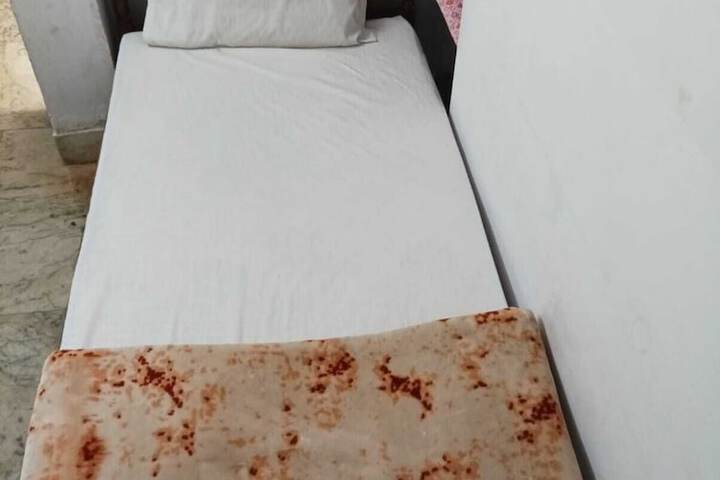 Room 18 of 69
