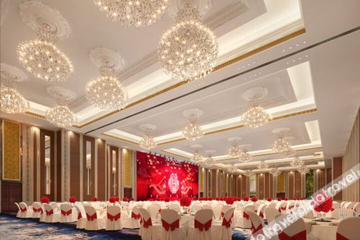 Hotel Interior 11 of 21