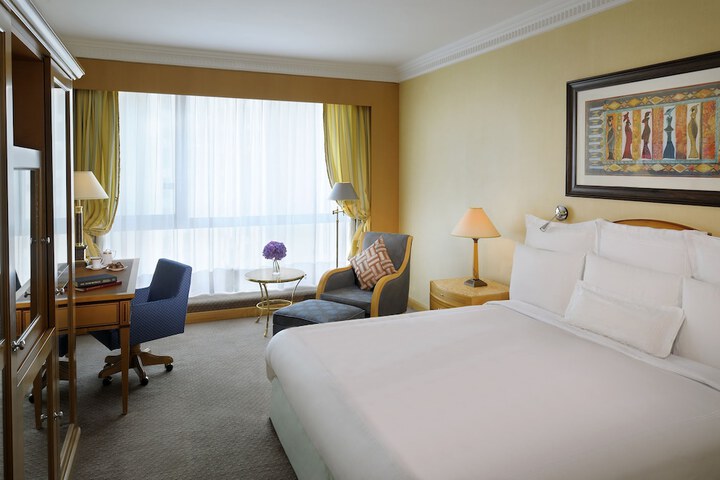 Room 10 of 55