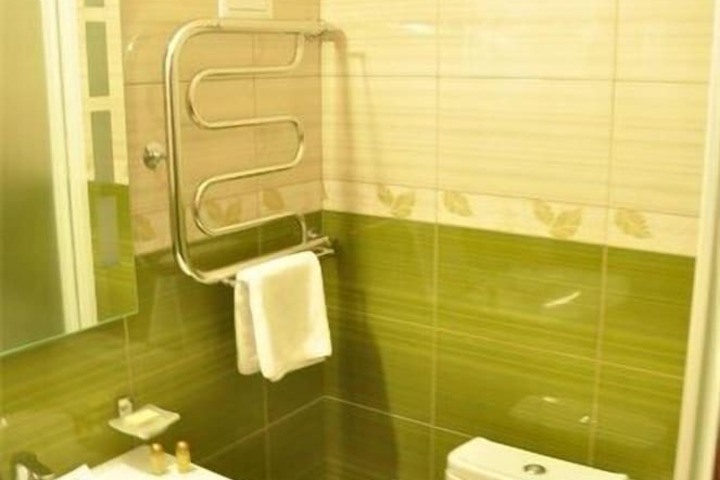 Room 15 of 23