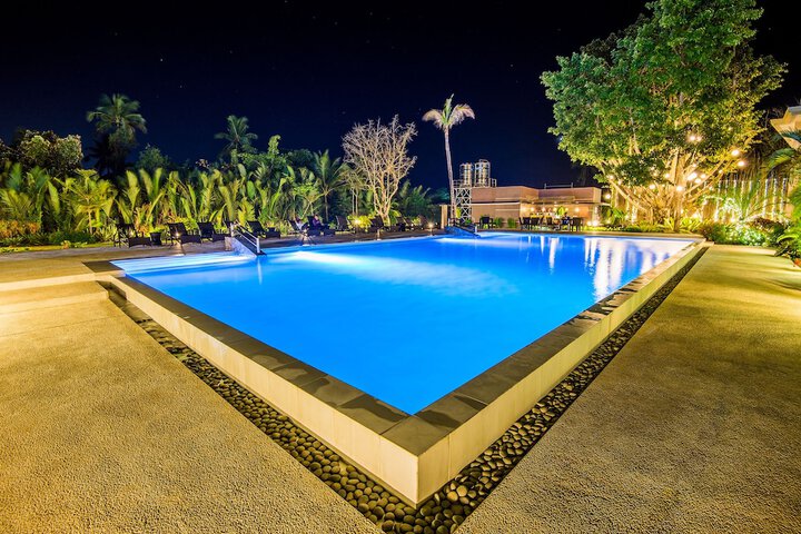 Pool 32 of 58