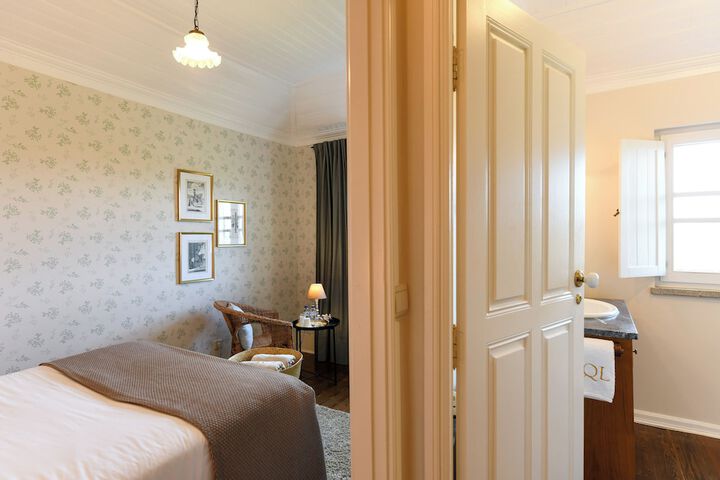 Room 6 of 23