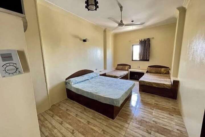 Room 9 of 19