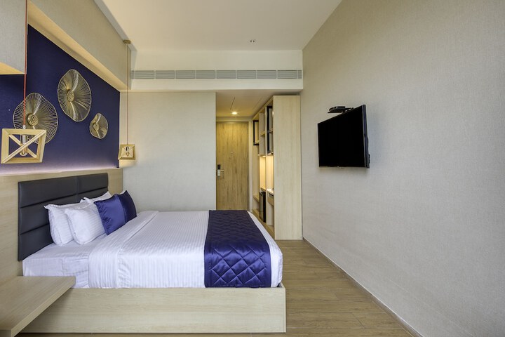 Room 7 of 20