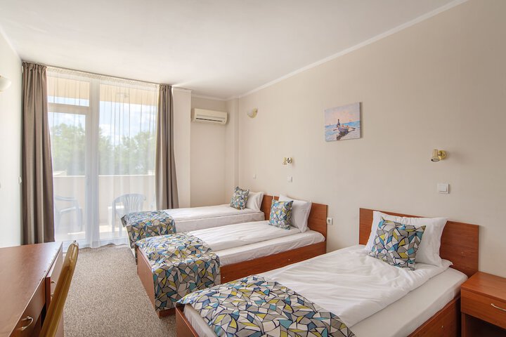 Room 7 of 50