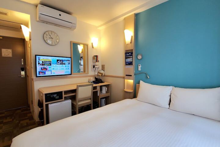 Room 13 of 41