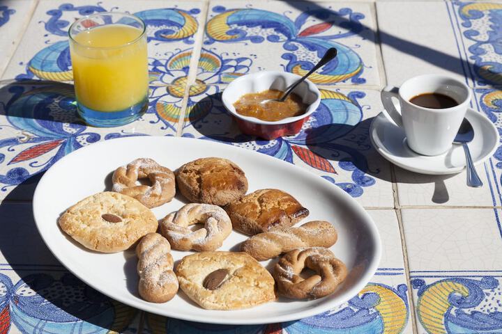 Breakfast meal