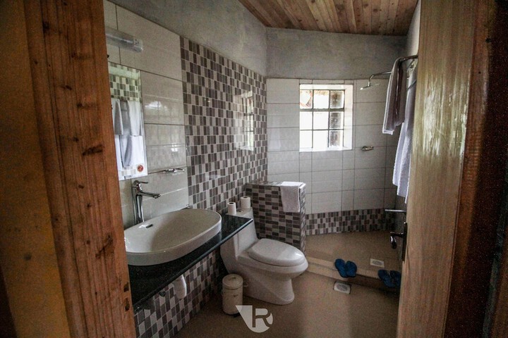 Room 26 of 87