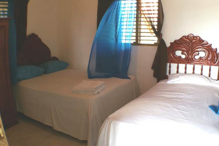 Room 3 of 22
