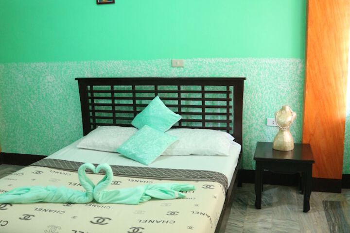 Room 8 of 63
