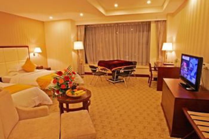 Room 33 of 73