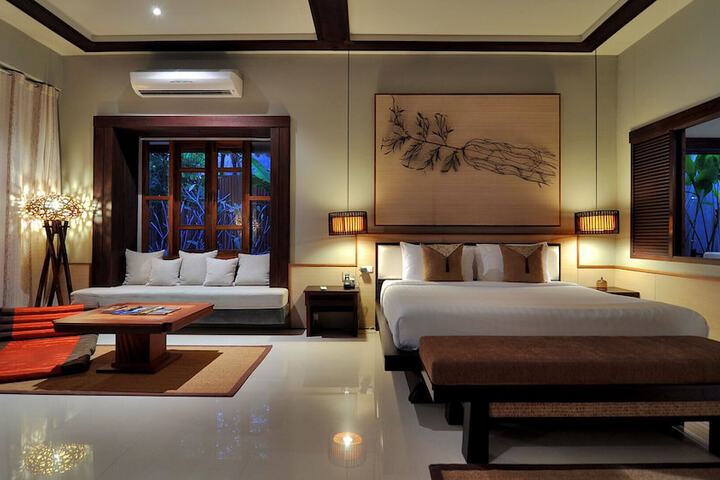 Room 29 of 74
