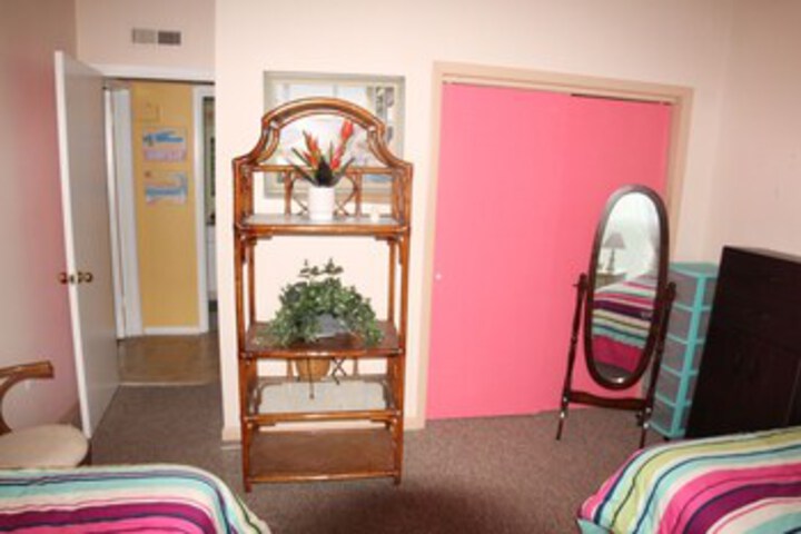 Room 21 of 21