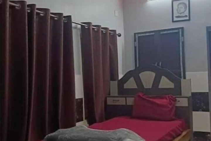 Room 16 of 43