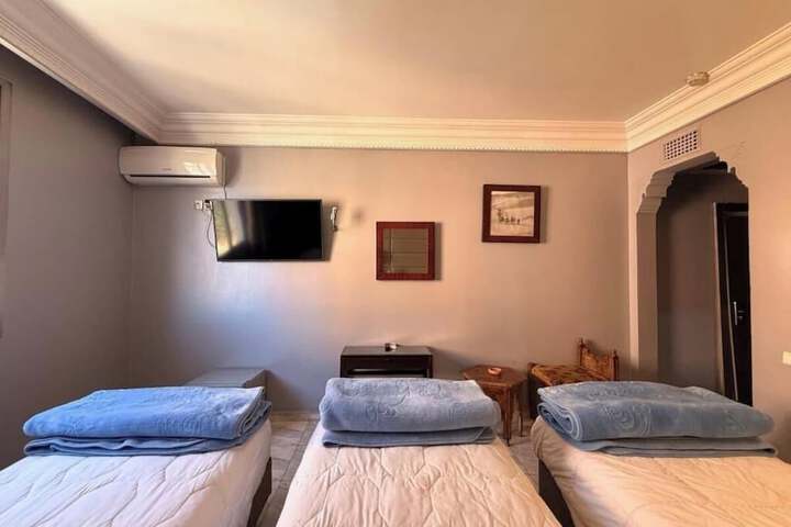 Room 7 of 28
