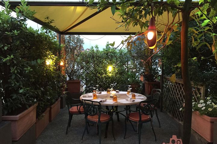 Dining 78 of 90