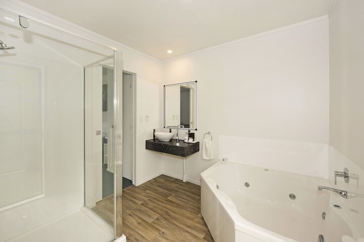 Room 16 of 20
