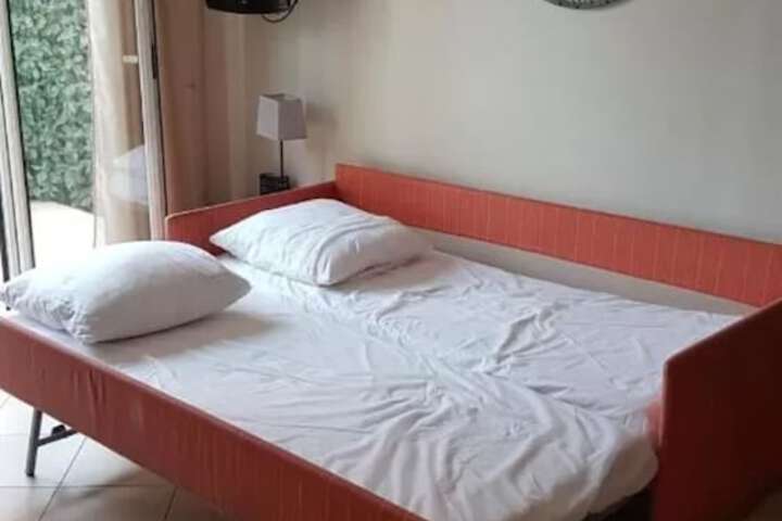 Room 7 of 20