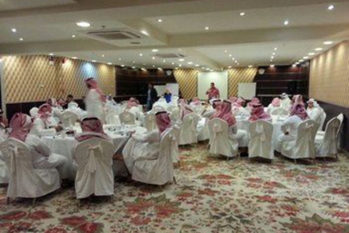 Ballroom/Hall 2 of 17