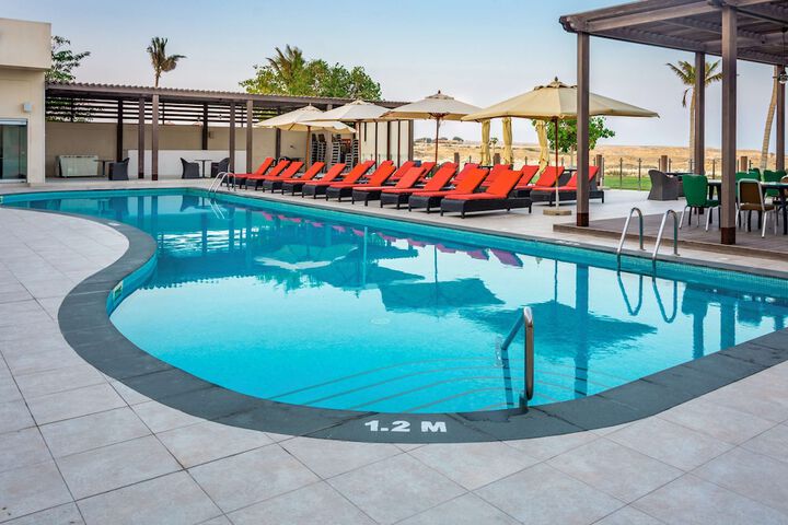 Pool 49 of 128