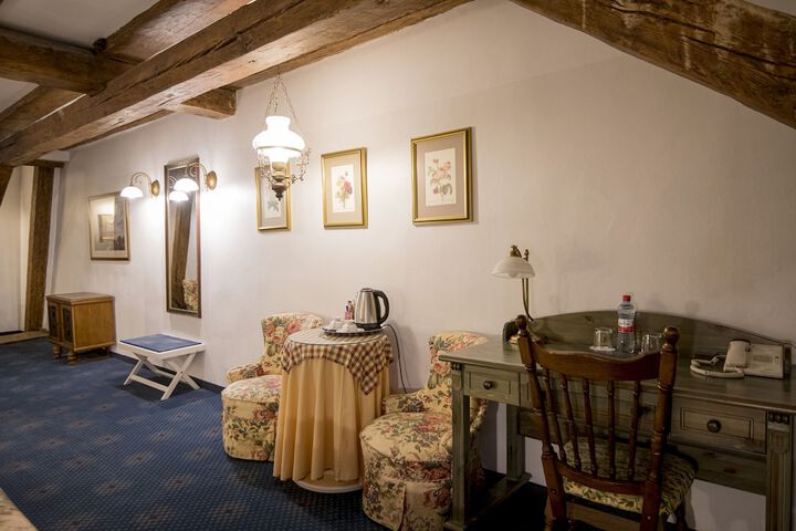 Room 46 of 88