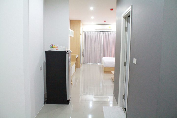 Room 6 of 45