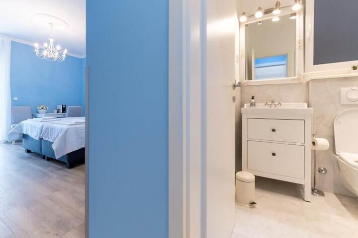 Room 26 of 36
